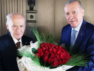 Cumhurbaşkanı Erdoğan’dan Bahçeli’ye 76 adet gül!