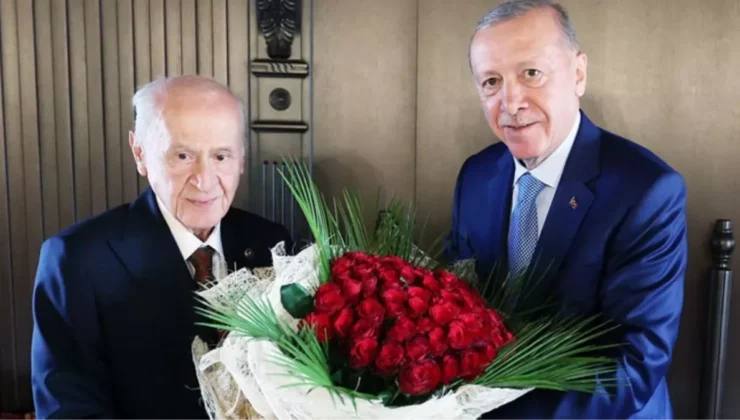 Cumhurbaşkanı Erdoğan’dan Bahçeli’ye 76 adet gül!