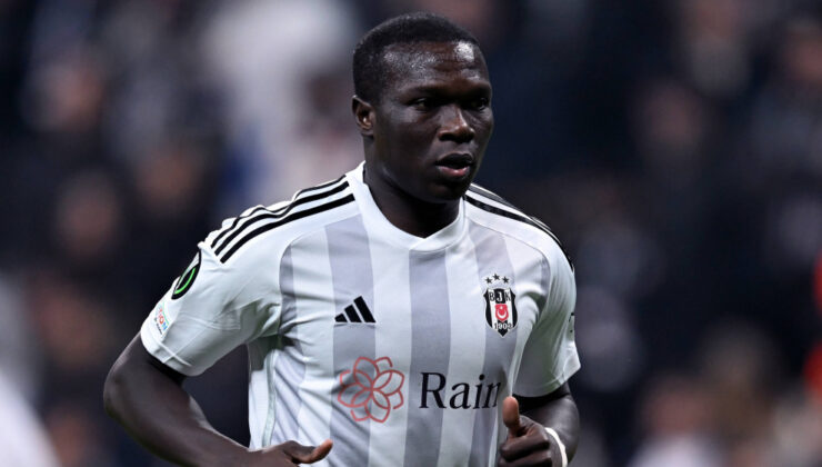 Aboubakar antrenmana katılmadan Kamerun’a gitti! Beşiktaş’tan açıklama gecikmedi!