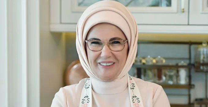 Emine Erdoğan lider eşleri ile buluşacak !