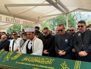 Metin Arolat İzmir’de son yolculuğuna uğurlandı