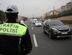 Yola çıkacaklar dikkat! Pazar günü İstanbul’da bu yollar kapalı!