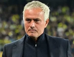 UEFA’dan Mourinho’ya ceza!