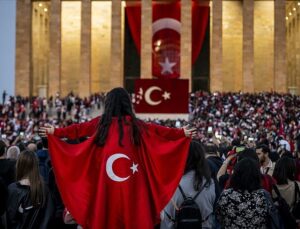 Anıtkabir’de 10 Kasım’da ziyaretçi rekoru kırıldı