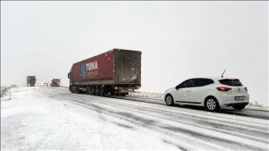 Ardanuç kara yolunda ulaşım normale döndü!