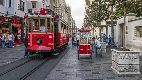 Dünyanın en pahalı caddesi seçildi!