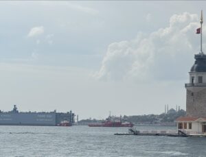 İstanbul Boğazı’nda gemi trafiği çift yönlü askıya alındı