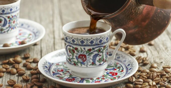 Kahve bağımlıları dikkat! Türk Kahvesi zararlı mı uzmanlar ne diyor?