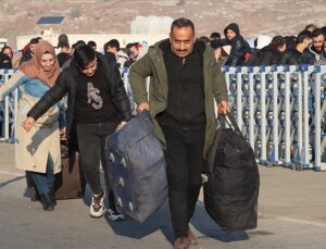 Türkiye’deki Suriyelilerin ülkelerine dönüşü sürüyor!