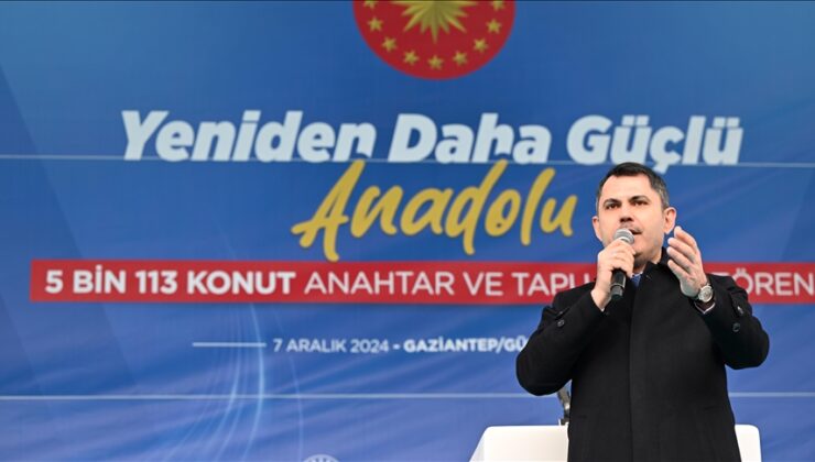 Bakan Kurum: “Çok çalışmak bize, boş konuşmak size”