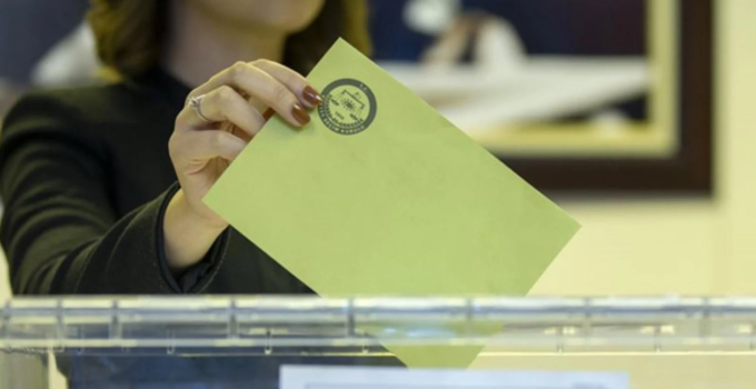 Gençlerin Oy Tercihleri: Hangi Parti Öne Çıkıyor?