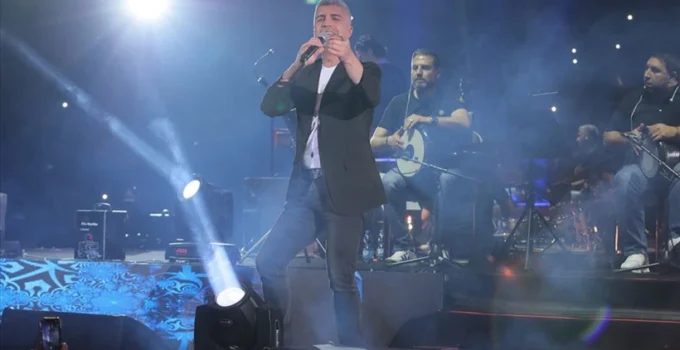 Özcan Deniz kalp krizi nedeniyle hastaneye kaldırıldı!