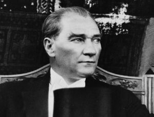Şok RAPOR! Atatürk iki defa kalp krizi geçirmiş!